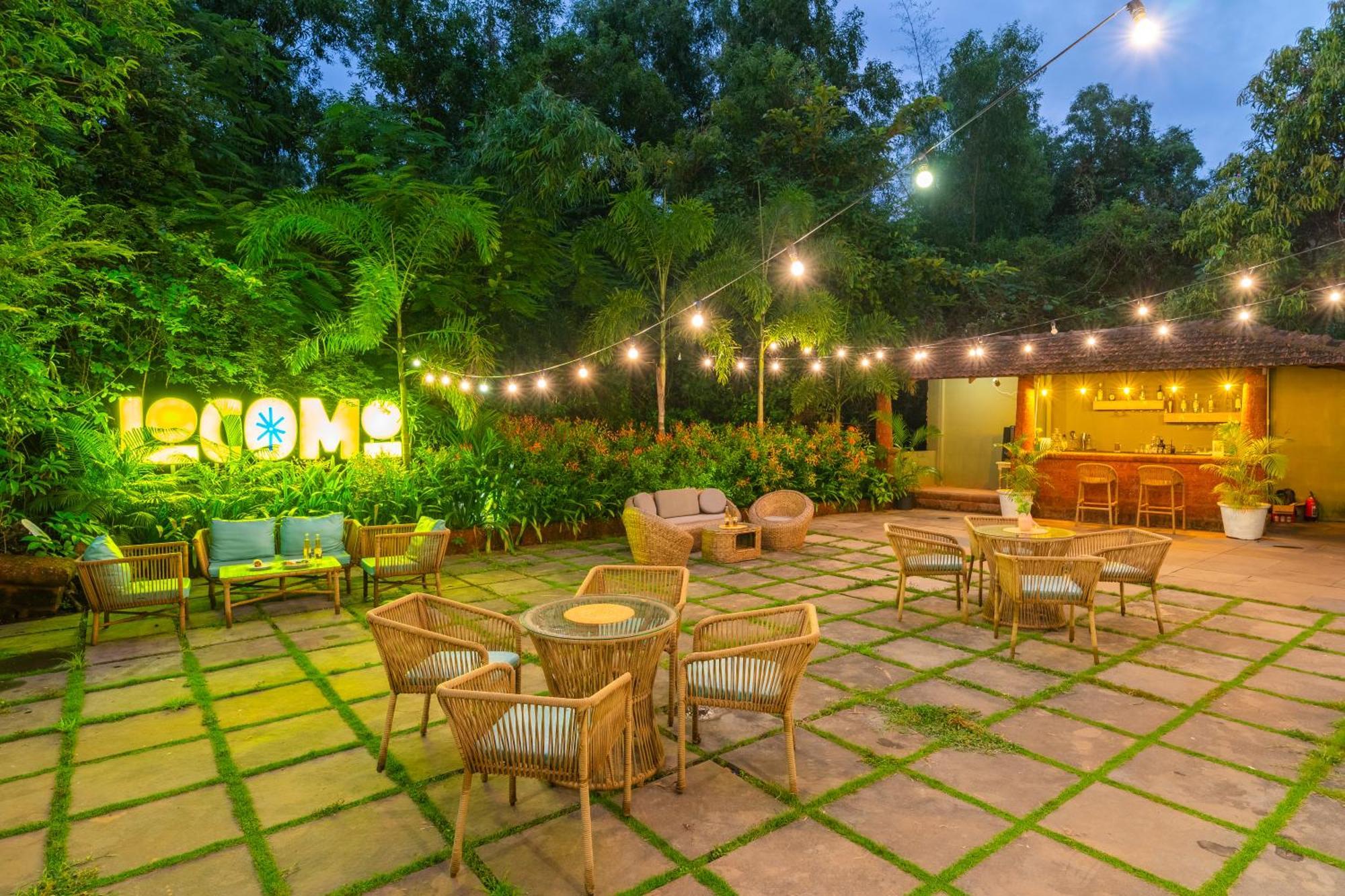 Locomo Boutique, Morjim - Stay Work Eat Esterno foto