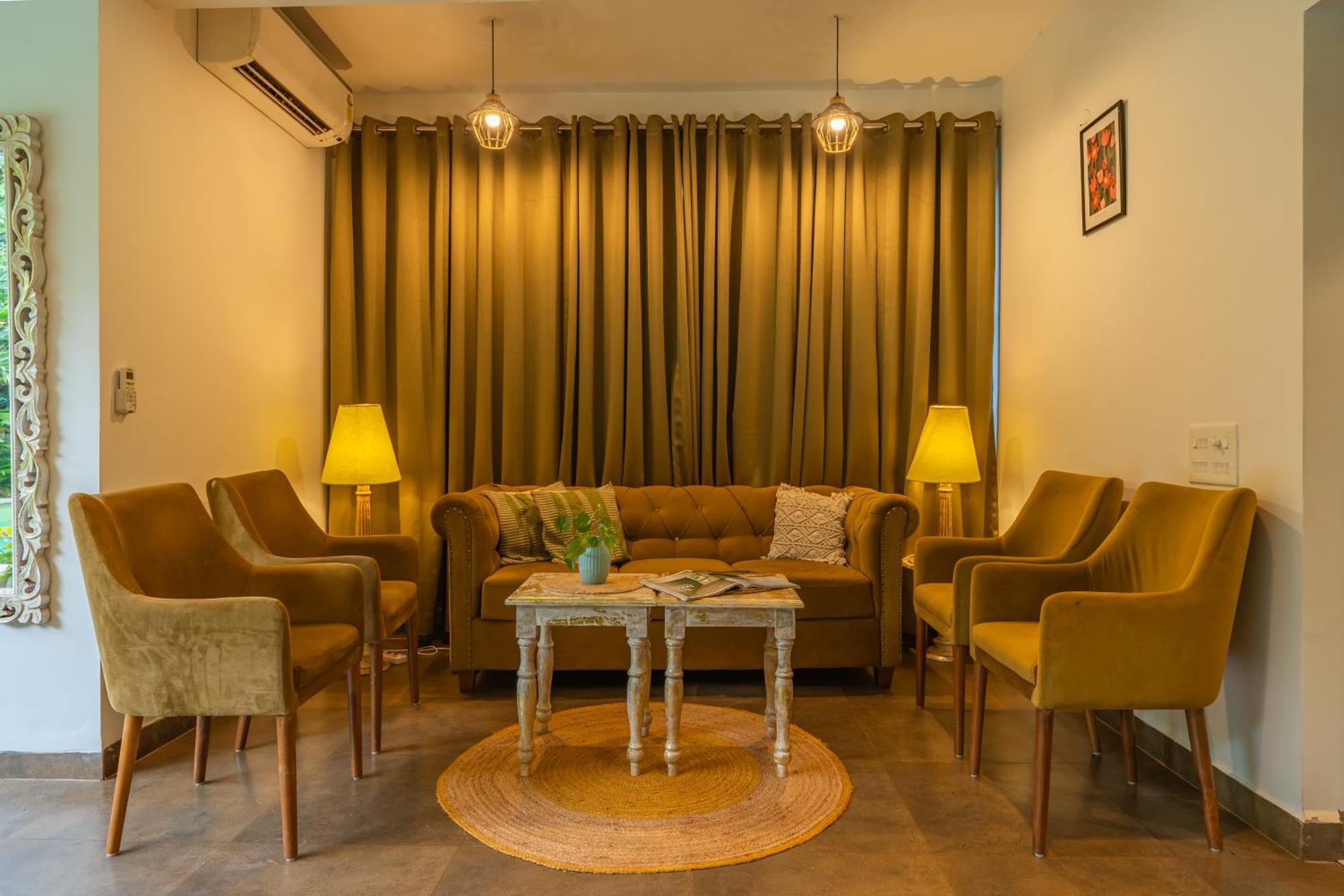 Locomo Boutique, Morjim - Stay Work Eat Esterno foto